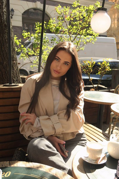 Graceful Charm: Victoriia, 22 y.o. from Dnipro, Ukraine — VeronikaLove