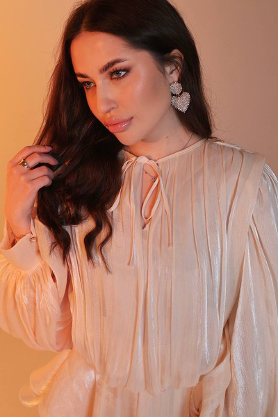 Graceful Charm: Victoriia, 22 y.o. from Dnipro, Ukraine — VeronikaLove