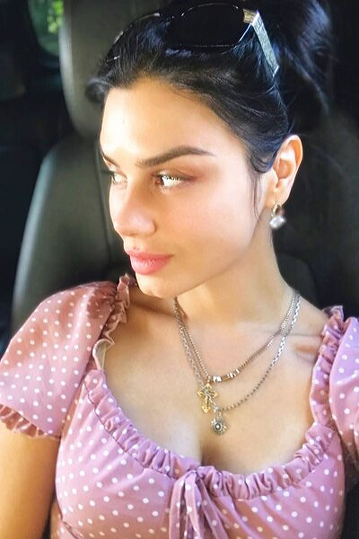 Radiant Allure: Tatiana, 35 y.o. from Kryvyi Rih, Ukraine — VeronikaLove