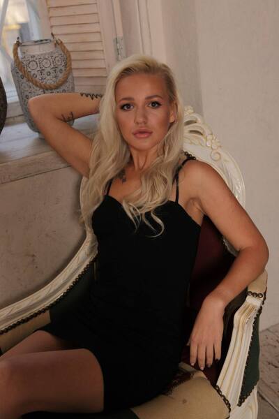Captivating Beauty: Anastasiya, 27 y.o. from Kyiv, Ukraine — VeronikaLove