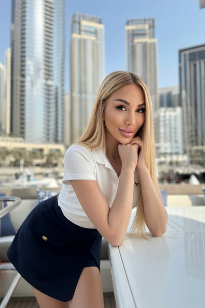 Graceful Charm: Ekaterina, 37 y.o. from Odesa, Ukraine — VeronikaLove