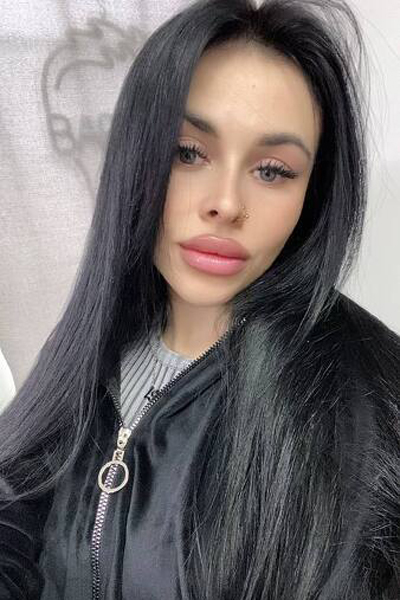 Captivating Gaze: Bogdana, 29 y.o. from Sumy, Ukraine — VeronikaLove