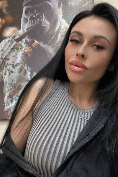Captivating Gaze: Bogdana, 29 y.o. from Sumy, Ukraine — VeronikaLove