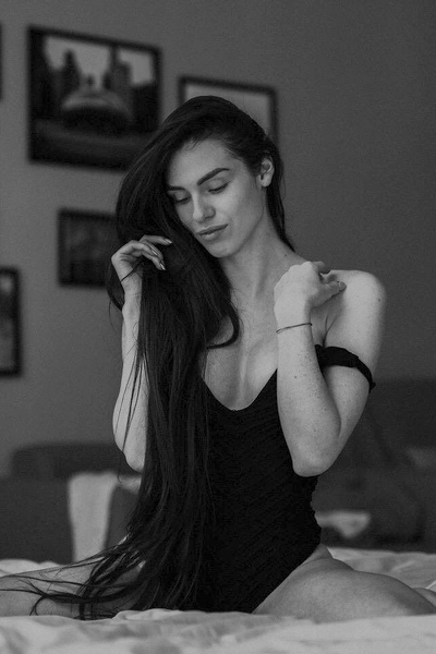 Elegant Hanna, 31 y.o. from Odesa, Ukraine with Brown hair — VeronikaLove