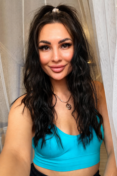 Graceful Charm: Alena, 33 y.o. from Kryvyi Rih, Ukraine — VeronikaLove