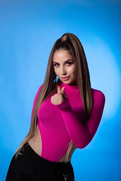 Dynamic Valeriya, 32 y.o. from Odesa region, Ukraine with Brown hair — VeronikaLove