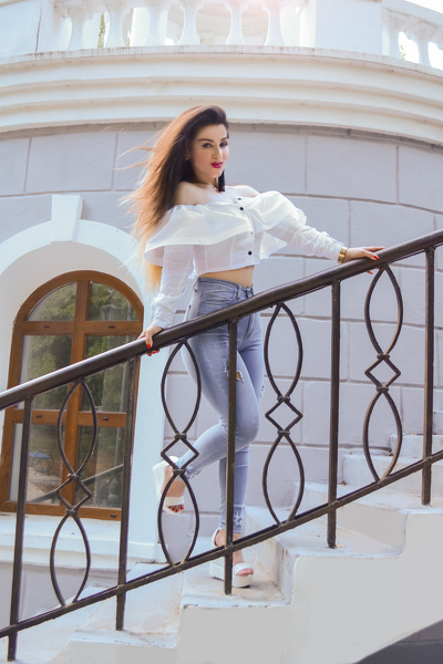 Vivacious Vision: Rimma, 40 y.o. from Kherson, Ukraine — VeronikaLove