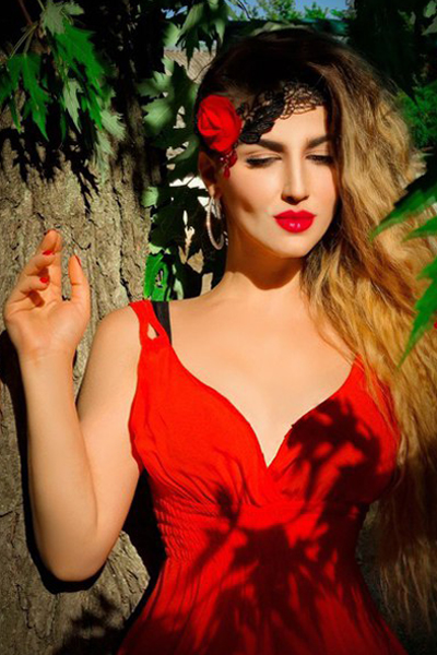 Vivacious Vision: Rimma, 40 y.o. from Kherson, Ukraine — VeronikaLove