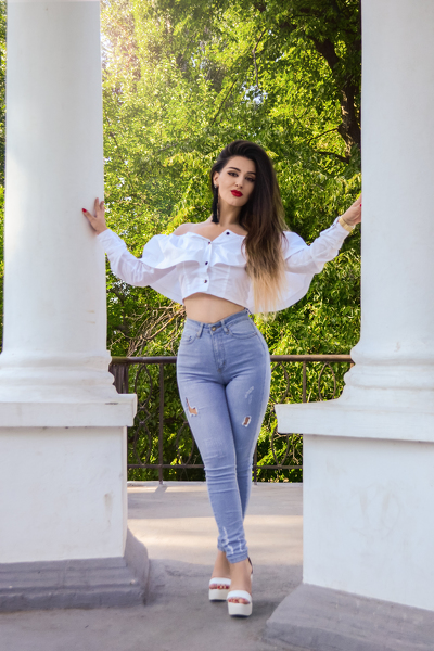 Vivacious Vision: Rimma, 40 y.o. from Kherson, Ukraine — VeronikaLove