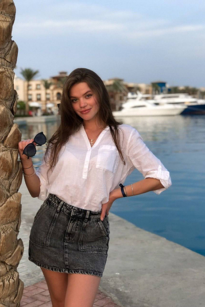 Enchanting Aura: Victoriya, 27 y.o. from Dnipro, Ukraine — VeronikaLove