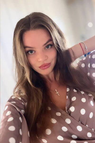 Enchanting Aura: Victoriya, 27 y.o. from Dnipro, Ukraine — VeronikaLove