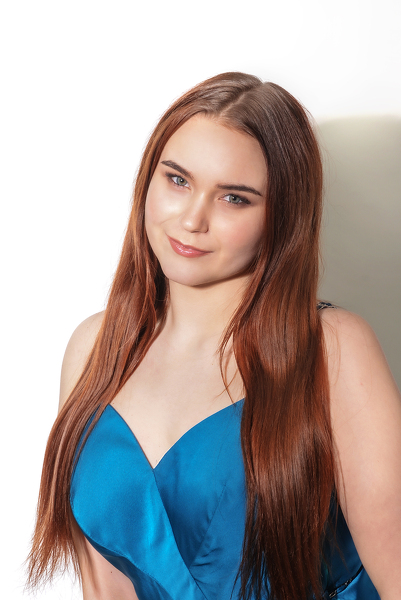 Magnetic Allure: Marianna, 26 y.o. from Dnipro, Ukraine — VeronikaLove