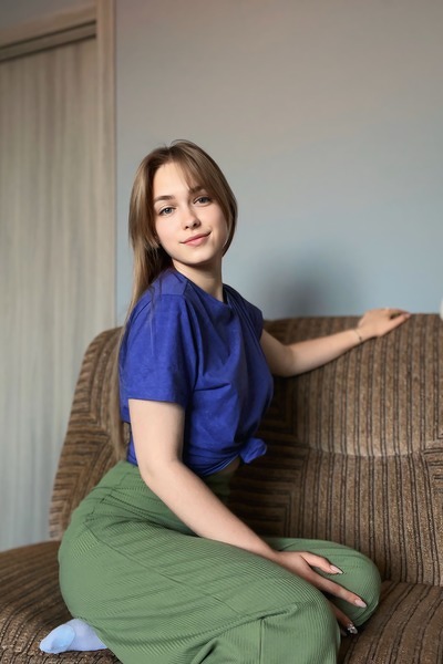 Ethereal Charm: Dariia, 24 y.o. from Bila Tserkva, Ukraine — VeronikaLove