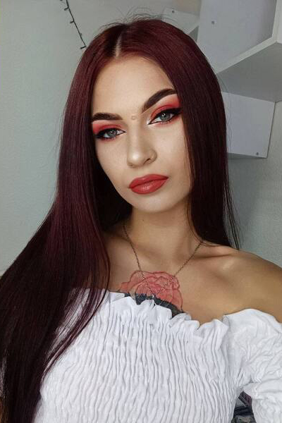 Enthralling Gaze: Marina, 22 y.o. from Zaporizhzhia, Ukraine — VeronikaLove