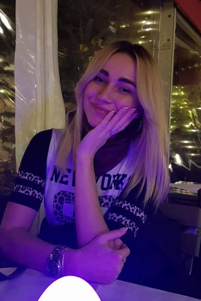 Alluring Zhanna, 37 y.o. from Kryvyi Rih, Ukraine with Blonde hair — VeronikaLove