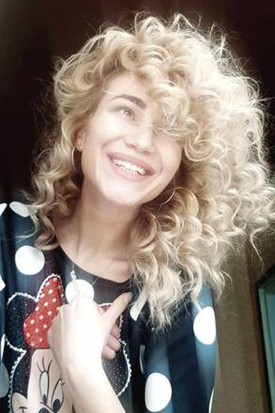 Alluring Zhanna, 37 y.o. from Kryvyi Rih, Ukraine with Blonde hair — VeronikaLove