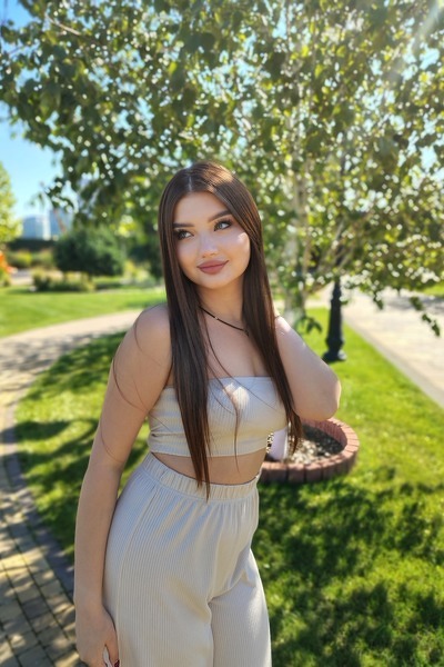 Enchanting Charisma: Diana, 21 y.o. from Cherkasy, Ukraine — VeronikaLove