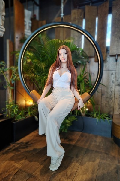 Enchanting Charisma: Diana, 21 y.o. from Cherkasy, Ukraine — VeronikaLove