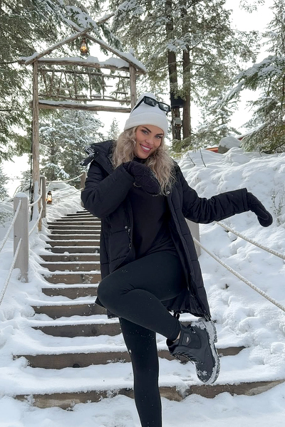 Graceful Charm: Dimitriia, 25 y.o. from Cherkasy, Ukraine — VeronikaLove