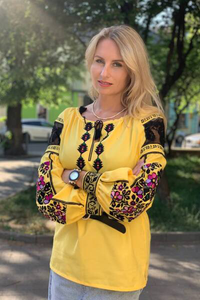 Graceful Radiance: Maryna, 40 y.o. from Ivano-Frankivsk, Ukraine — VeronikaLove