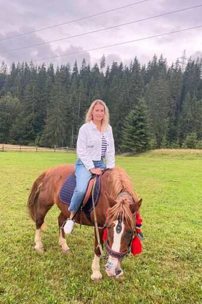 Graceful Radiance: Maryna, 40 y.o. from Ivano-Frankivsk, Ukraine — VeronikaLove