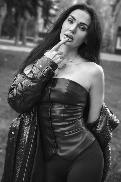Radiant Charm: Svetlana, 44 y.o. from Kharkiv, Ukraine — VeronikaLove