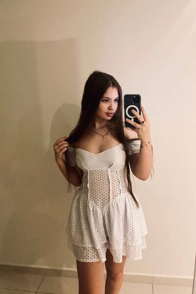 Captivating Aura: Daiana, 18 y.o. from Dnipro, Ukraine — VeronikaLove