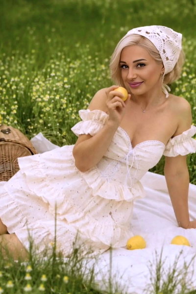 Joyful Olga, 40 y.o. from Kropyvnytskyi, Ukraine with Blonde hair — VeronikaLove
