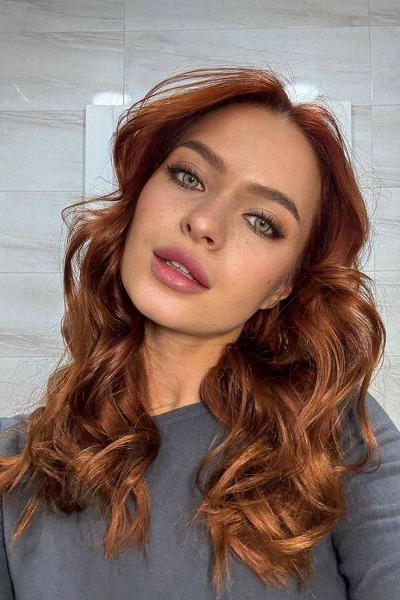 Elegant Enchantment: Kateryna, 26 y.o. from Mykolaiv, Ukraine — VeronikaLove