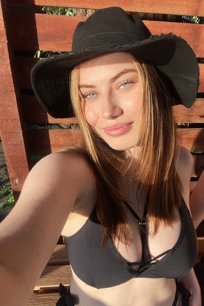 Graceful Charm: Kateryna, 24 y.o. from Kyiv, Ukraine — VeronikaLove
