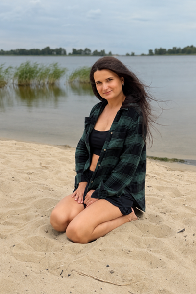 Radiant Charm: Karyna, 34 y.o. from Cherkasy, Ukraine — VeronikaLove