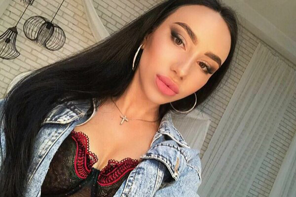 Whimsical Ana, 29 y.o. from Kryvyi Rih, Ukraine with Black hair — VeronikaLove