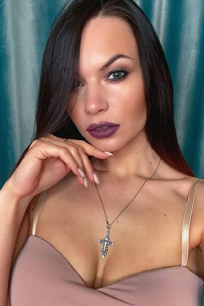 Enigmatic Beauty: Galina, 36 y.o. from Kyiv, Ukraine — VeronikaLove