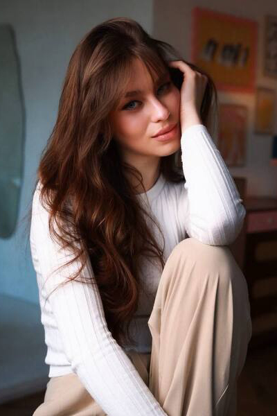 Magnetic Charm: Polina, 20 y.o. from Ternopil, Ukraine — VeronikaLove