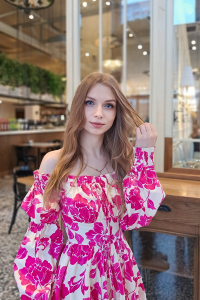 Dazzling Charm: Valeria, 27 y.o. from Cherkasy, Ukraine — VeronikaLove