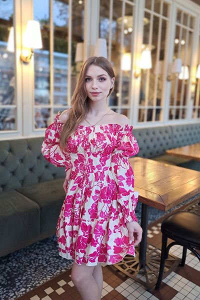 Dazzling Charm: Valeria, 27 y.o. from Cherkasy, Ukraine — VeronikaLove