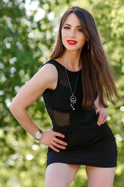 Captivating Beauty: Lidiya, 35 y.o. from Valencia, Spain — VeronikaLove