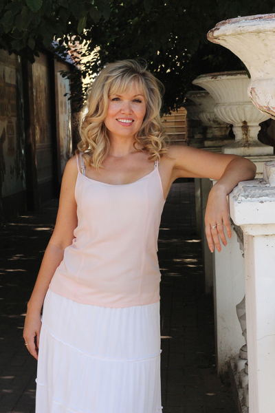 Enchanting Charisma: Olena, 49 y.o. from Region Northern Jutland, Denmark — VeronikaLove