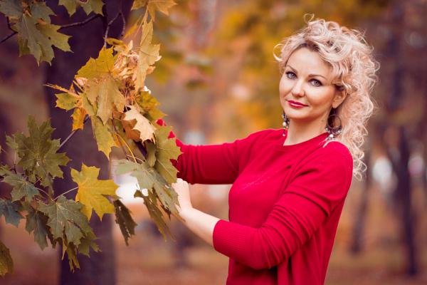 Graceful Radiance: Lidia, 42 y.o. from Dnipro, Ukraine — VeronikaLove